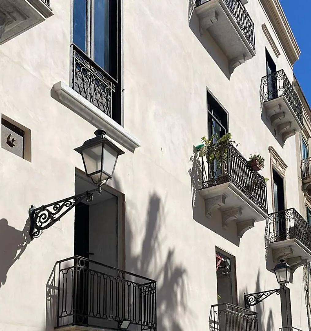 Lucatelli Square 1 Apartment Trapani