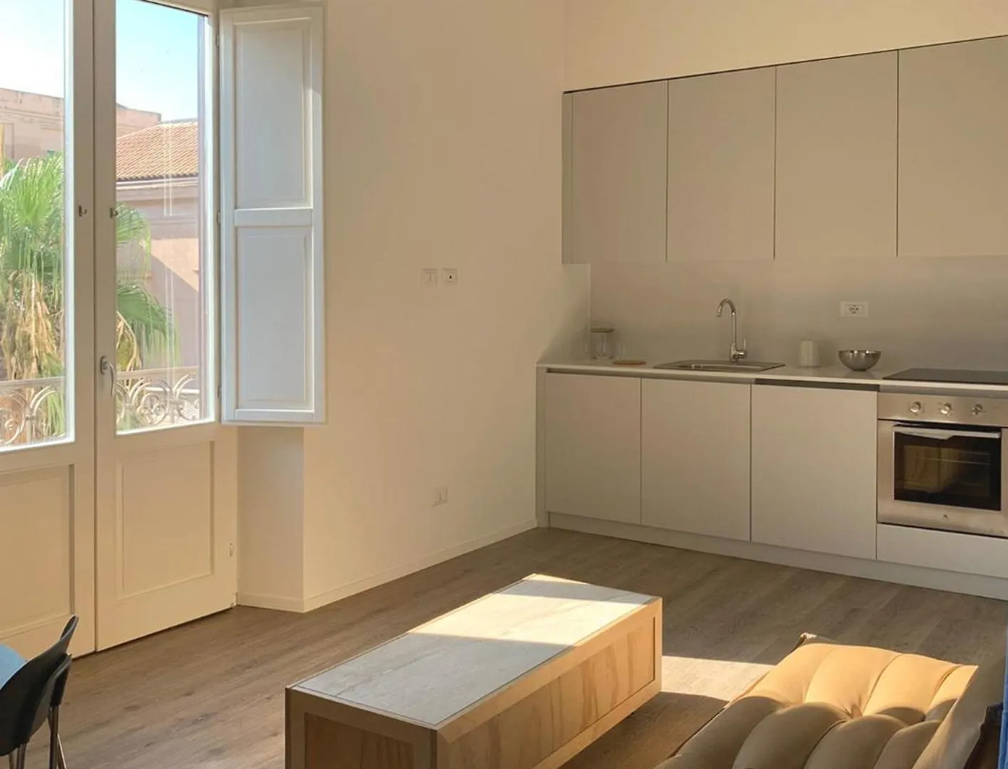 Lucatelli Square 1 Apartment Trapani